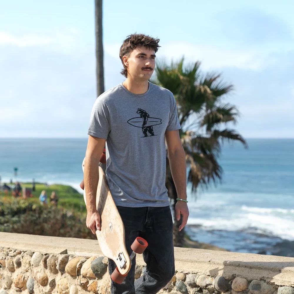 *NWT* Everyday California Simply Brutus Tee - Picture 3 of 5